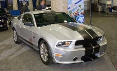 2012-shelby-gts-mustang-front-view-623x381.jpg